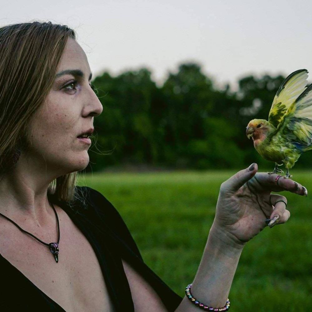 Meet your Posher, Eleanna